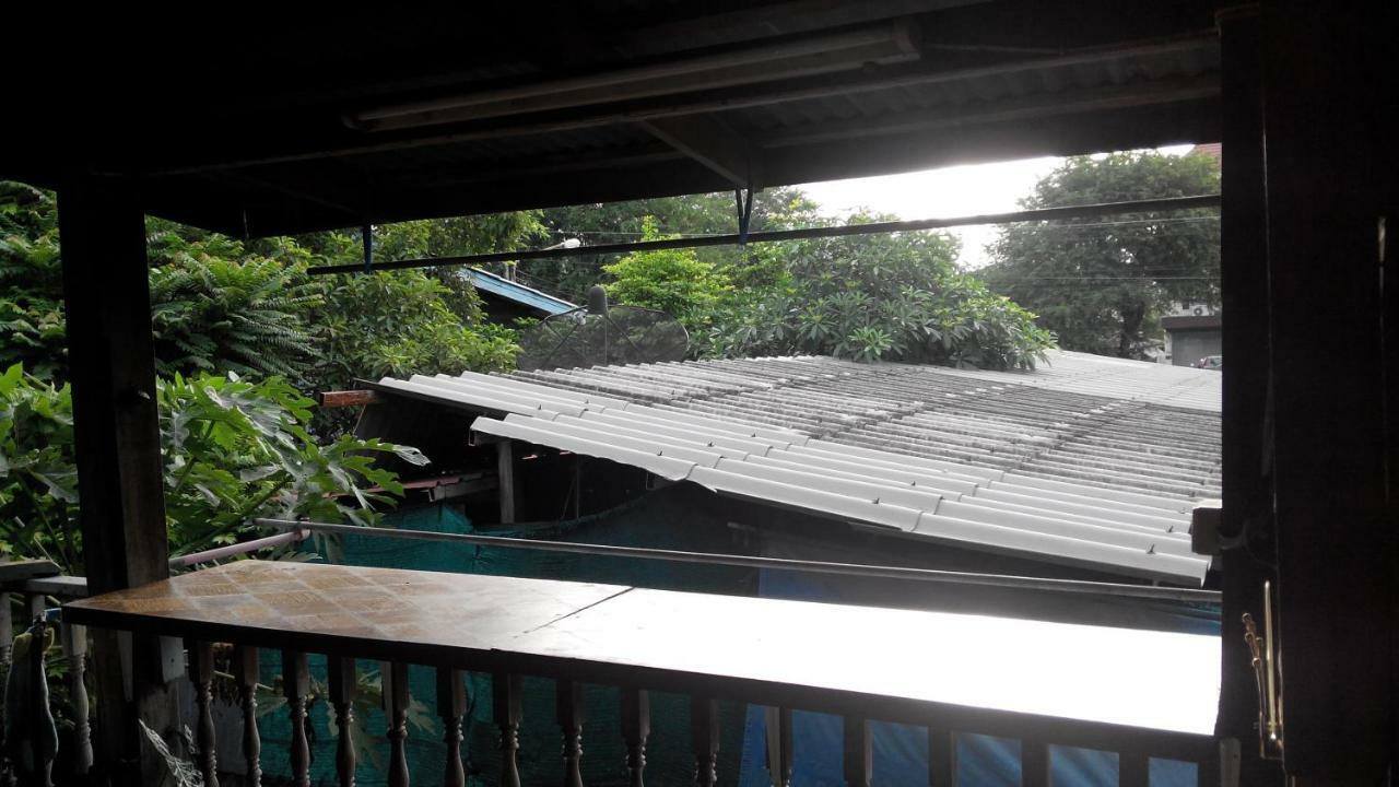 Ray Nu Guest House Phra Nakhon Si Ayutthaya Exterior photo